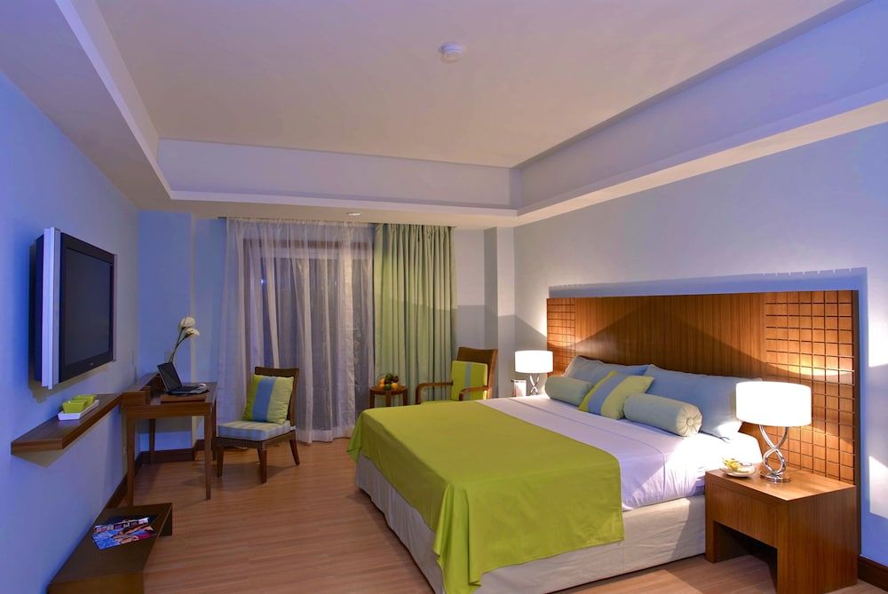 The Lighthouse Marina Resort Aqua Veranda 4