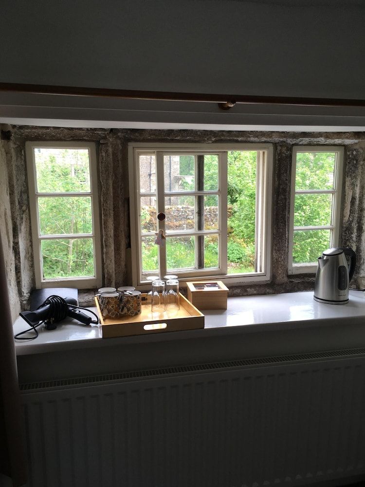 Sweetbriar Cottage B&B and Camping Double Room, Ensuite 2