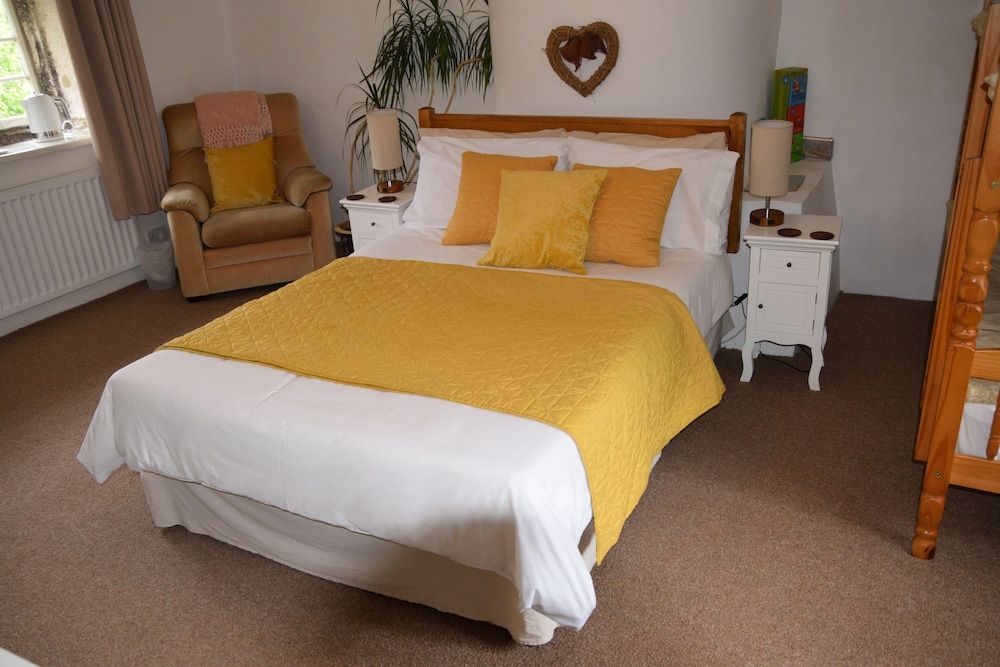 Sweetbriar Cottage B&B and Camping Double Room, Ensuite 5