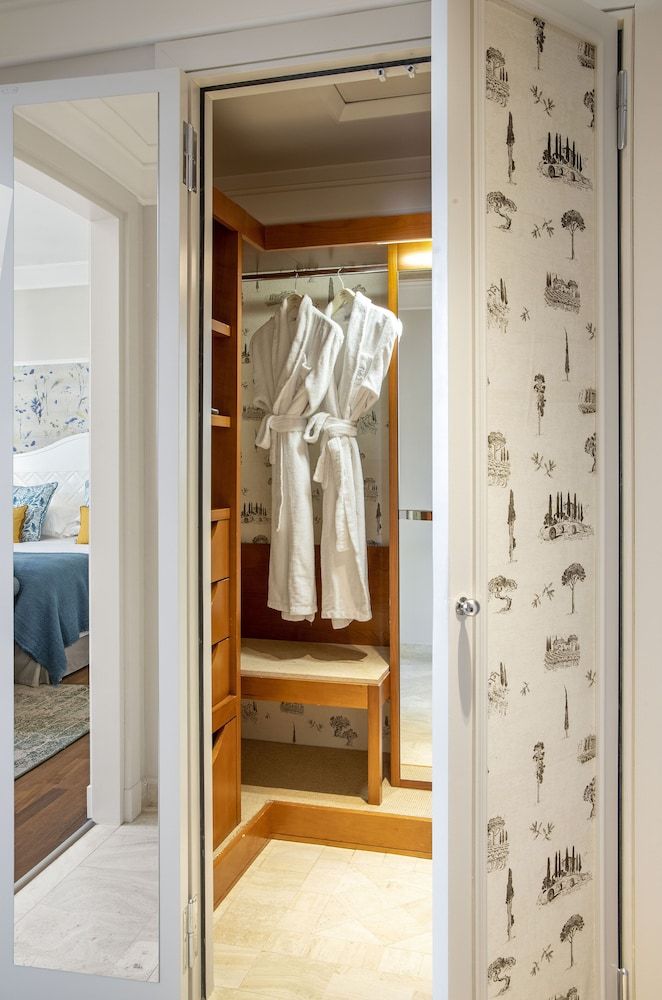 Terme di Saturnia Natural Spa & Golf Resort - The Leading Hotels of the World Junior Suite 3