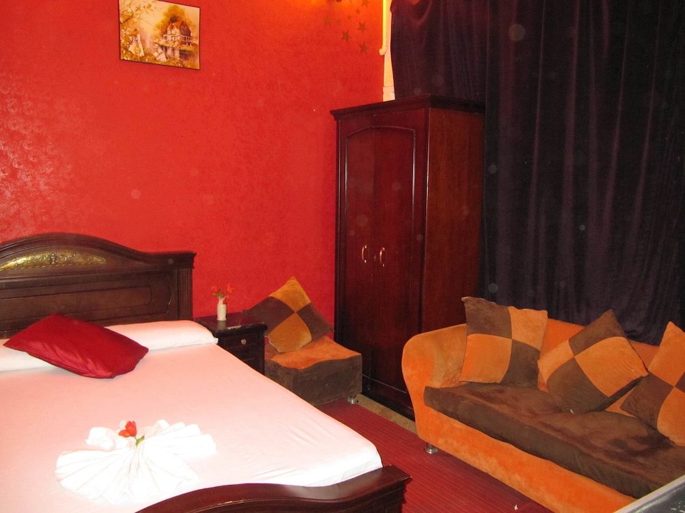 Senior Room, 1 Queen Bed, City View