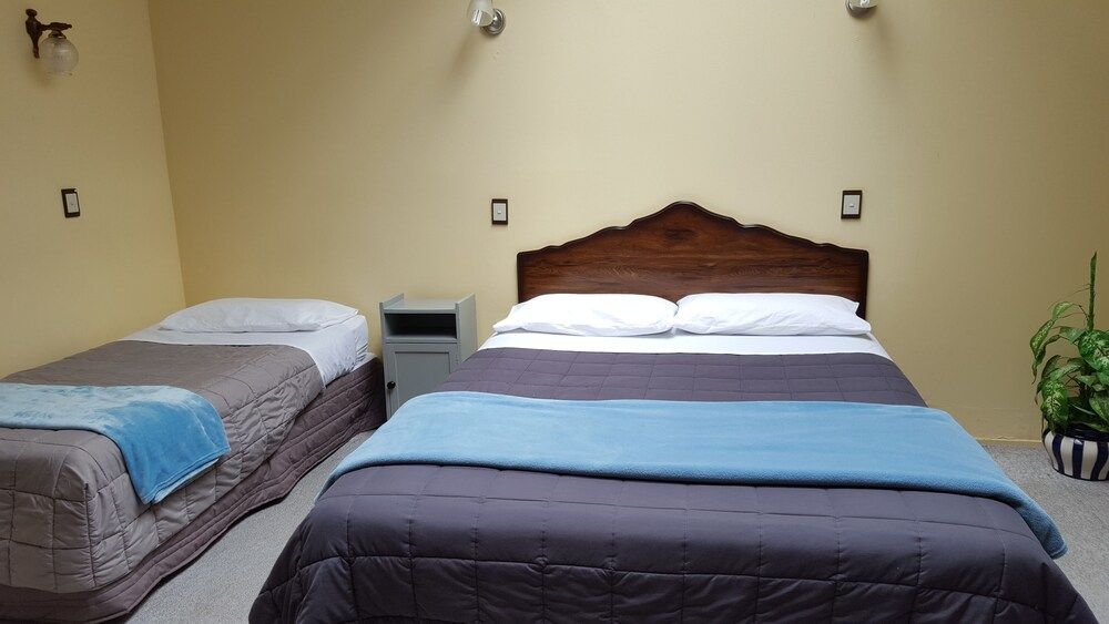 Triple Room with Spa Bath