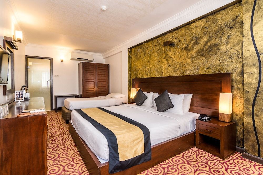 undefined Ceylon City Hotel, Colombo 5