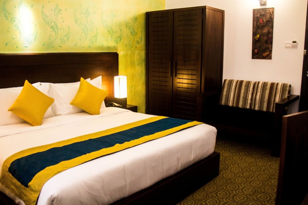 undefined Ceylon City Hotel, Colombo 6