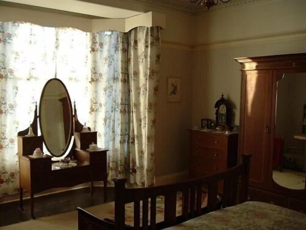 Carlton Seamill B&B Double Room, Shared Bathroom, Sea View (Principal room) 2