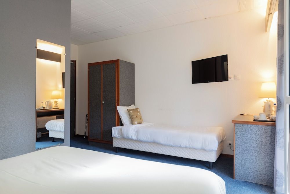 Vallée Noble Family Triple Room, Multiple Beds 2