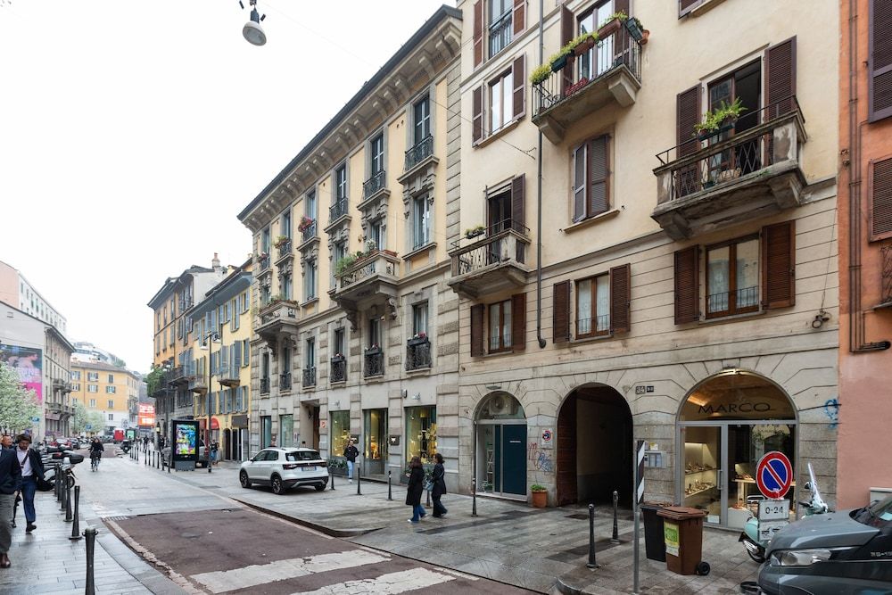 undefined Brera Apartments in Garibaldi 8