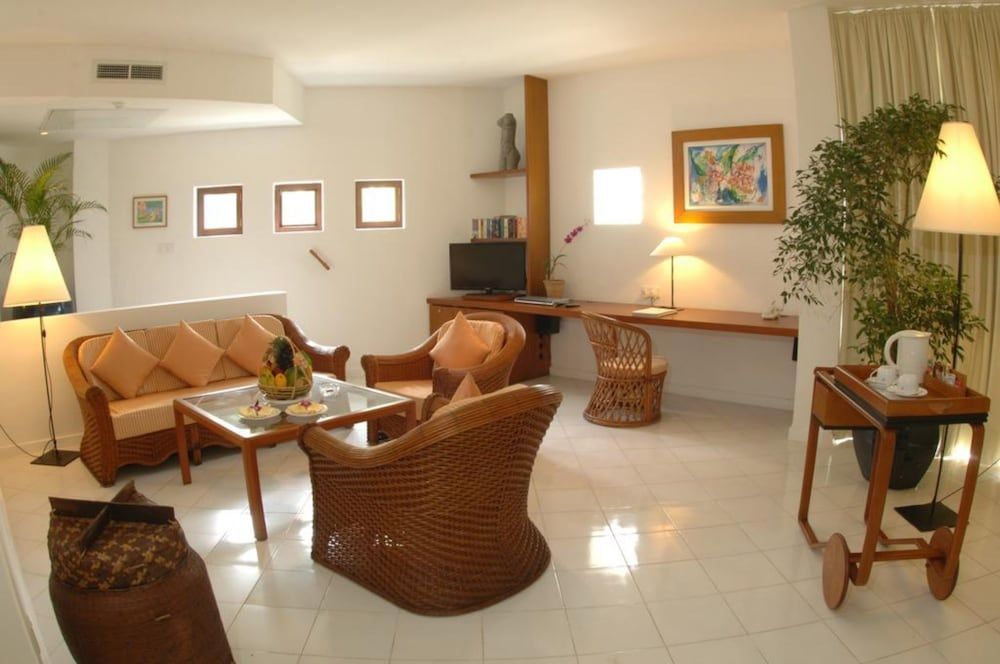 Superior Suite