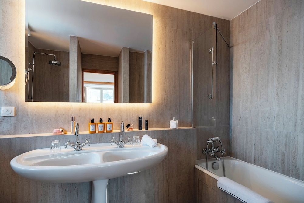 Alpes Hôtel du Pralong Deluxe Double Room 6