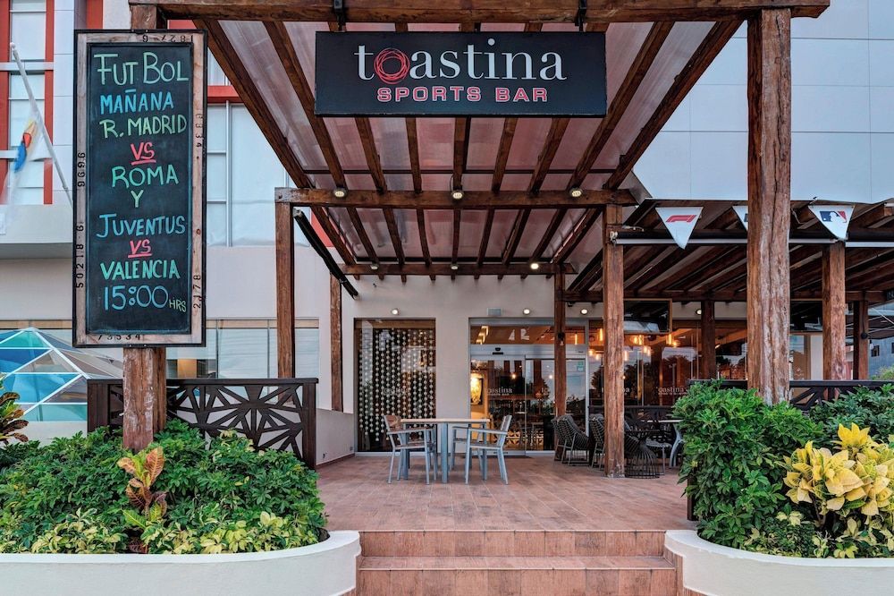 undefined Four Points by Sheraton Cancun Centro 6