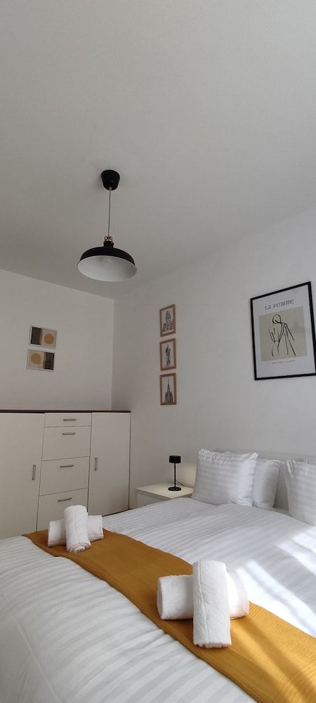 Corvin Center Suites