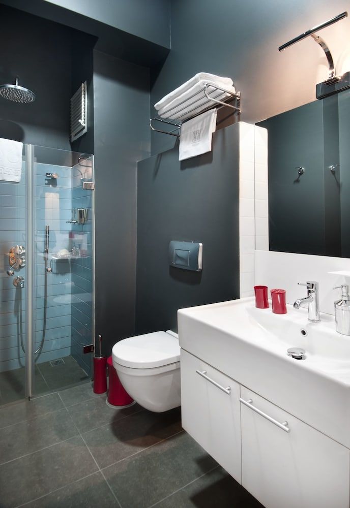 Nuru Ziya Residence Standard Double Room 4