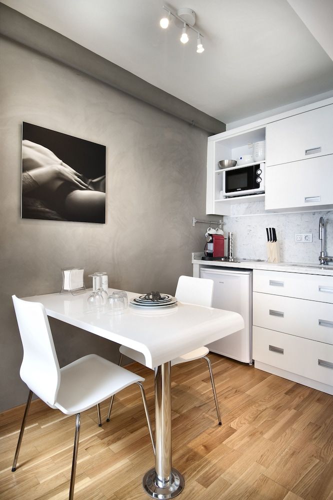 Nuru Ziya Suites Deluxe Duplex Suite 6