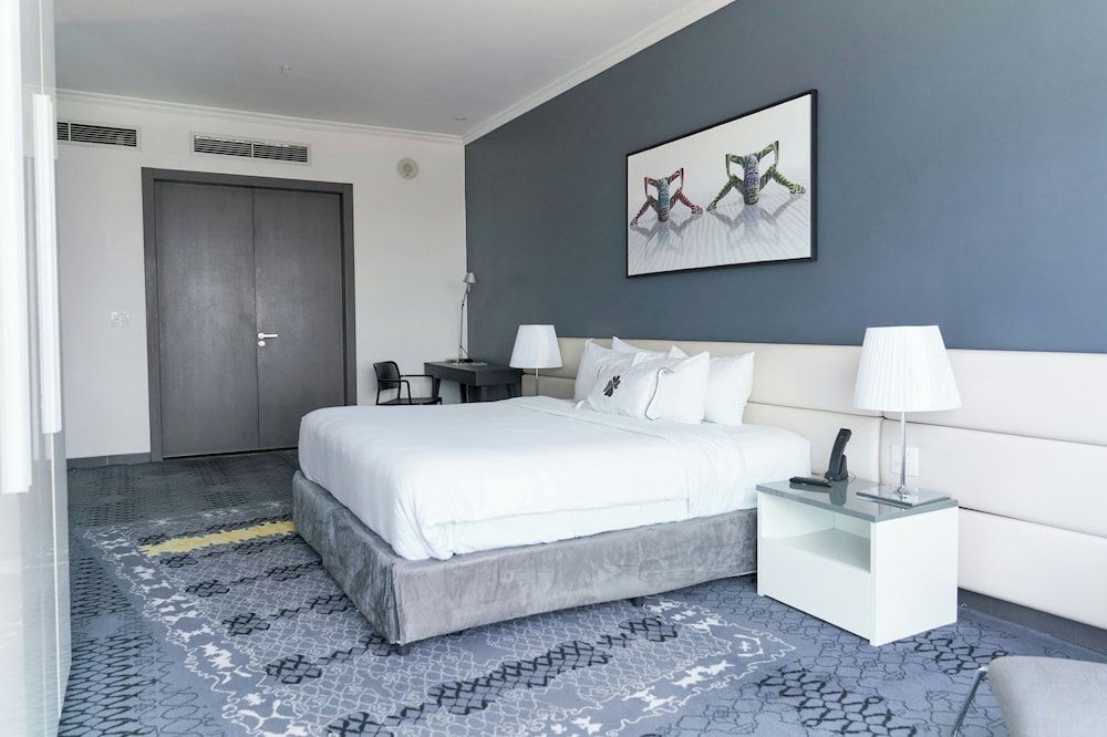 Suite, 2 Bedrooms, City View