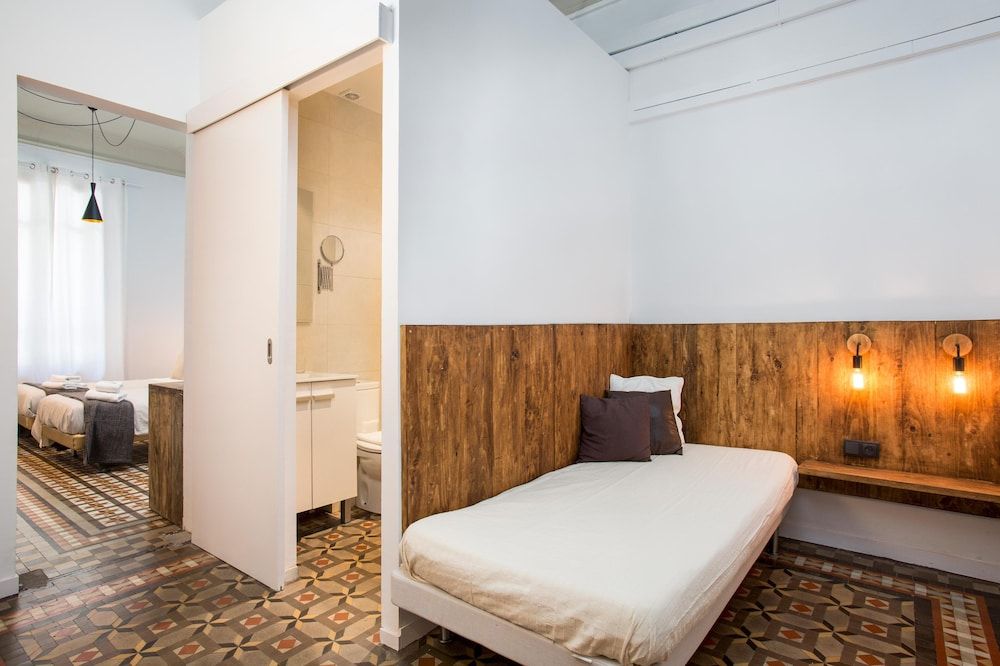 Casa Maca Guest House Triple Room, 2 Twin Beds 6