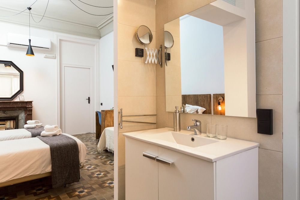 Casa Maca Guest House Triple Room, 2 Twin Beds 15