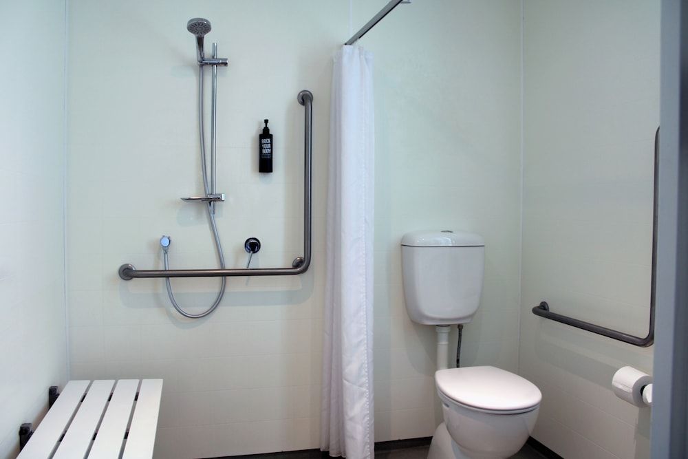 ibis budget Auckland Airport Room, 2 Twin Beds (Budget) 5