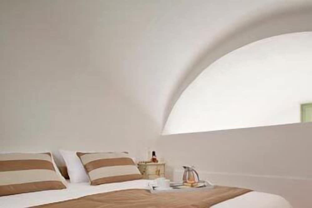 undefined Thermes Luxury Villas & Spa 3