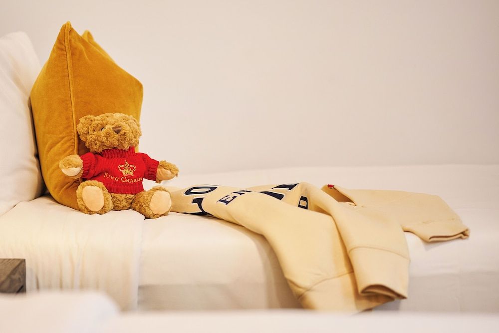 Huttons Hotel, Victoria London Double Room 3