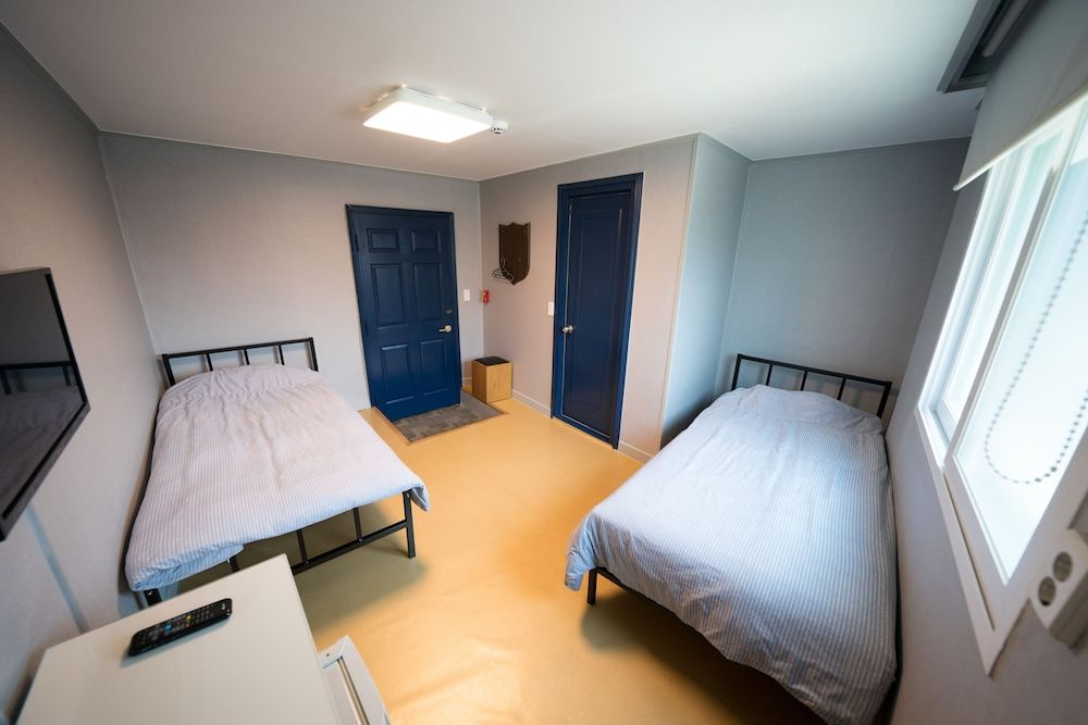 Beewon Guest House - Hostel Standard Twin Room 3