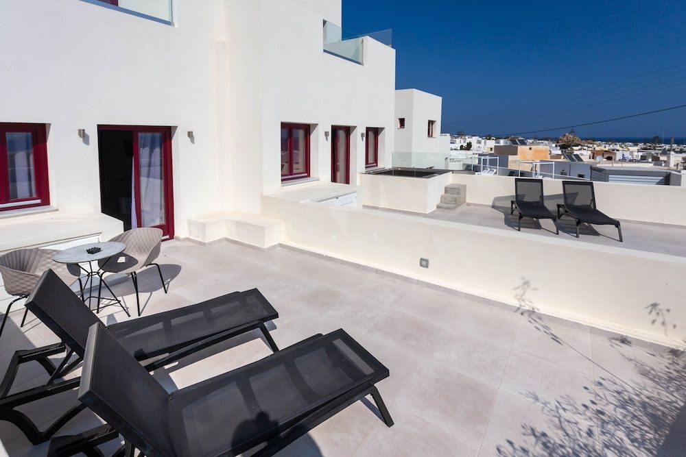 undefined Mar n Mar Crown Hotel and Suites 10