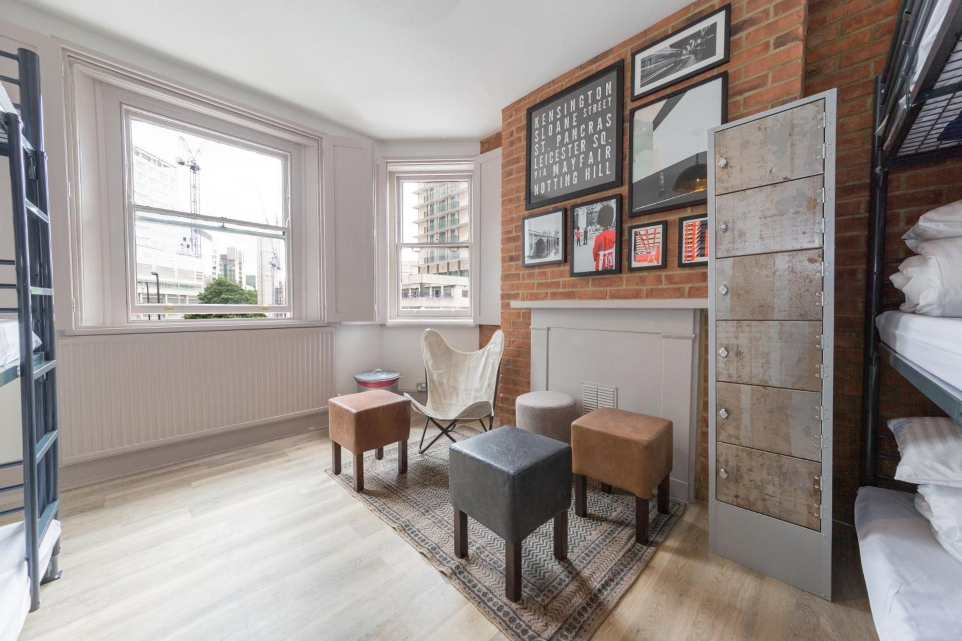 1 Person in 9-Bed Dormitory with Shared Bathroom - Mixed