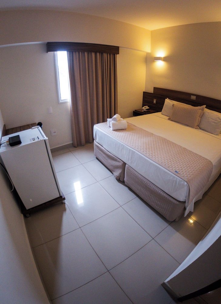 Ipê Center Hotel Luxo Casal 4