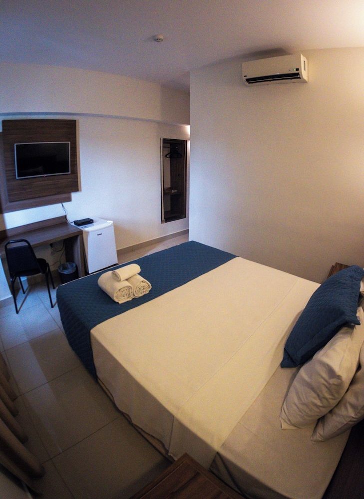 Ipê Center Hotel Superior Casal 5