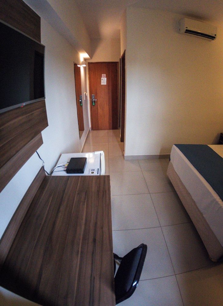Ipê Center Hotel Superior Casal 12