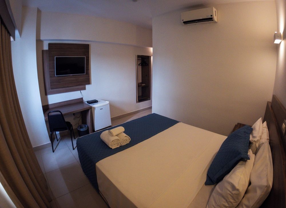 Ipê Center Hotel Superior Casal 3