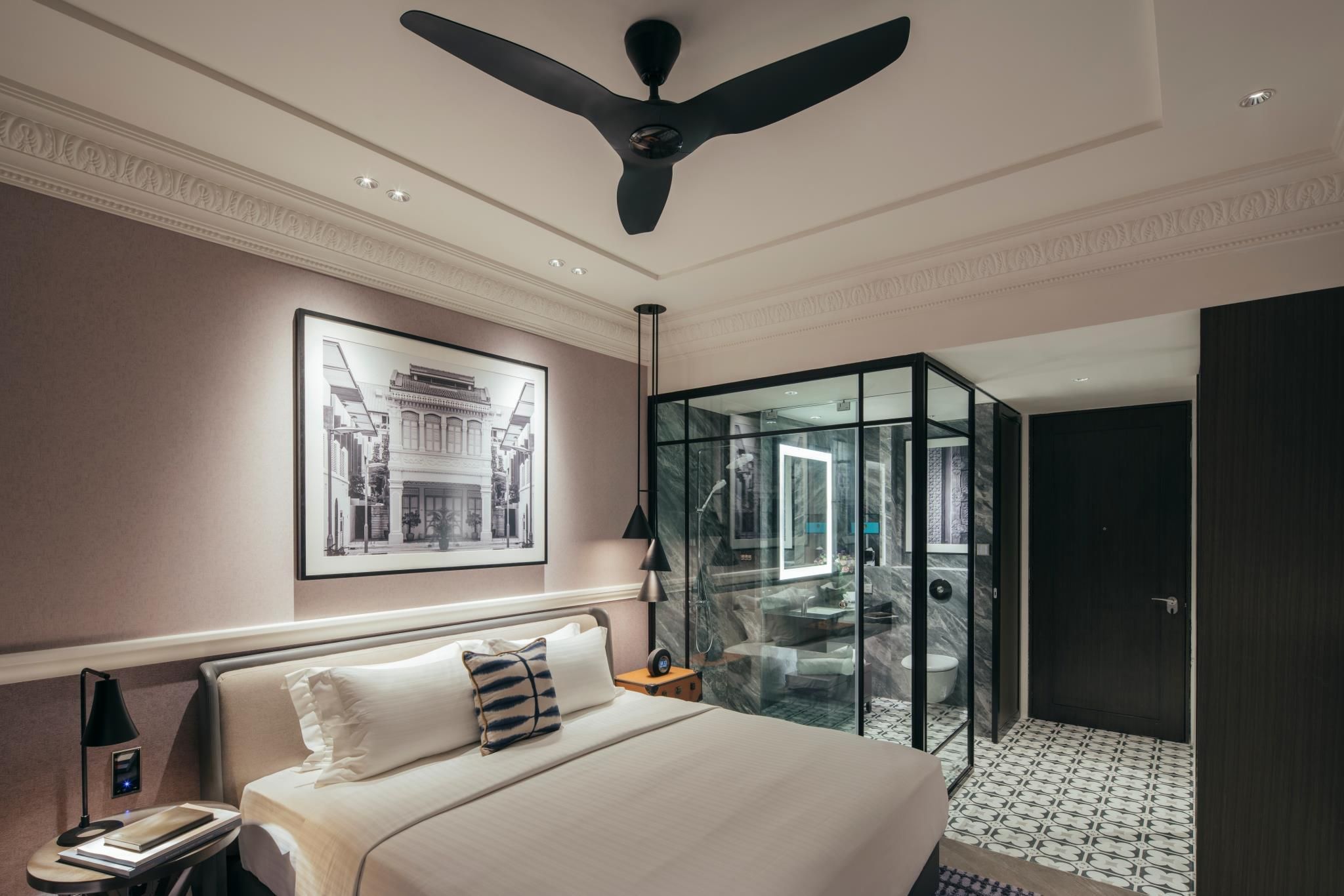 Crystal Club Deluxe With Extra Benefits