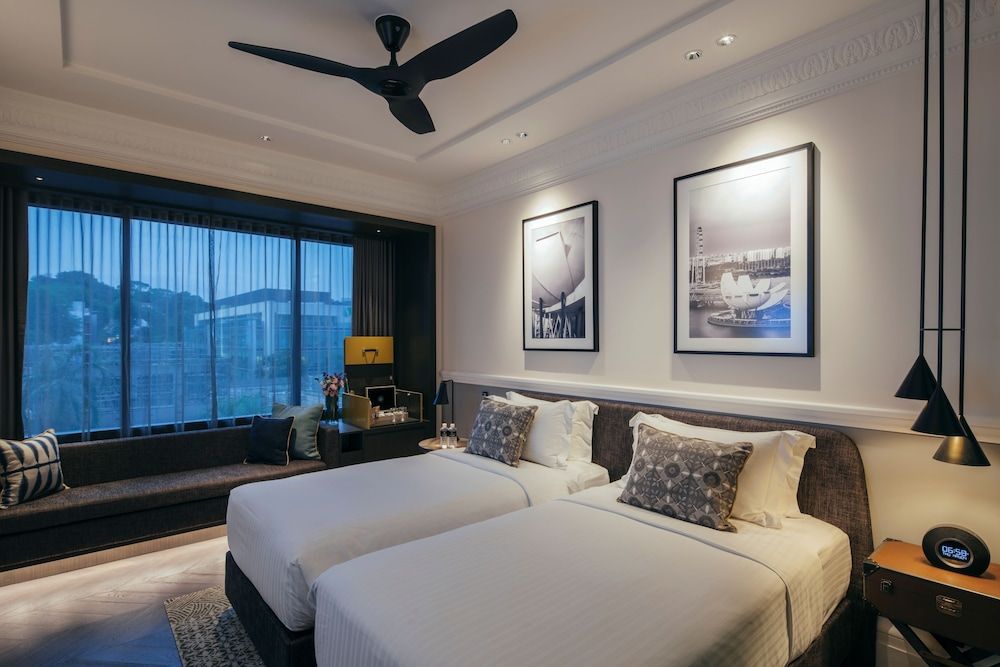 Grand Park City Hall Deluxe Double or Twin Room