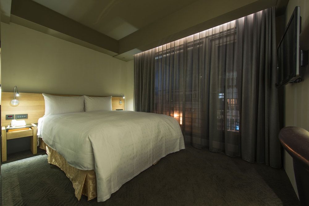 undefined Simple Plus Hotel 9