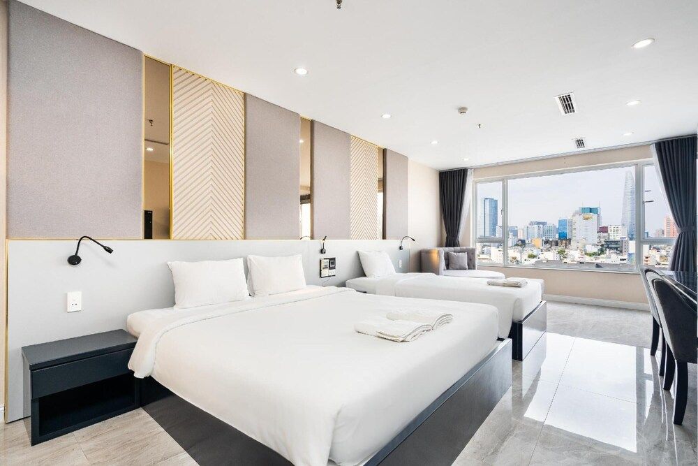 undefined Huazhu Hotel (华住酒店) 6