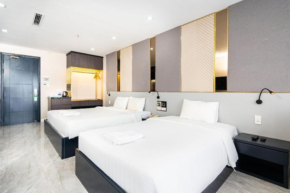 undefined Huazhu Hotel (华住酒店) 7