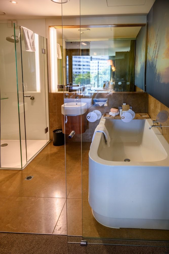 Ohtel Wellington Suite 16