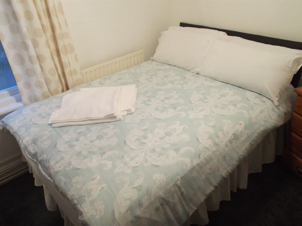 undefined Tudor House 3