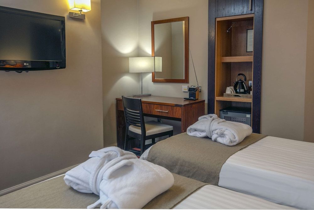 undefined Heywood House Hotel, BW Signature Collection 4