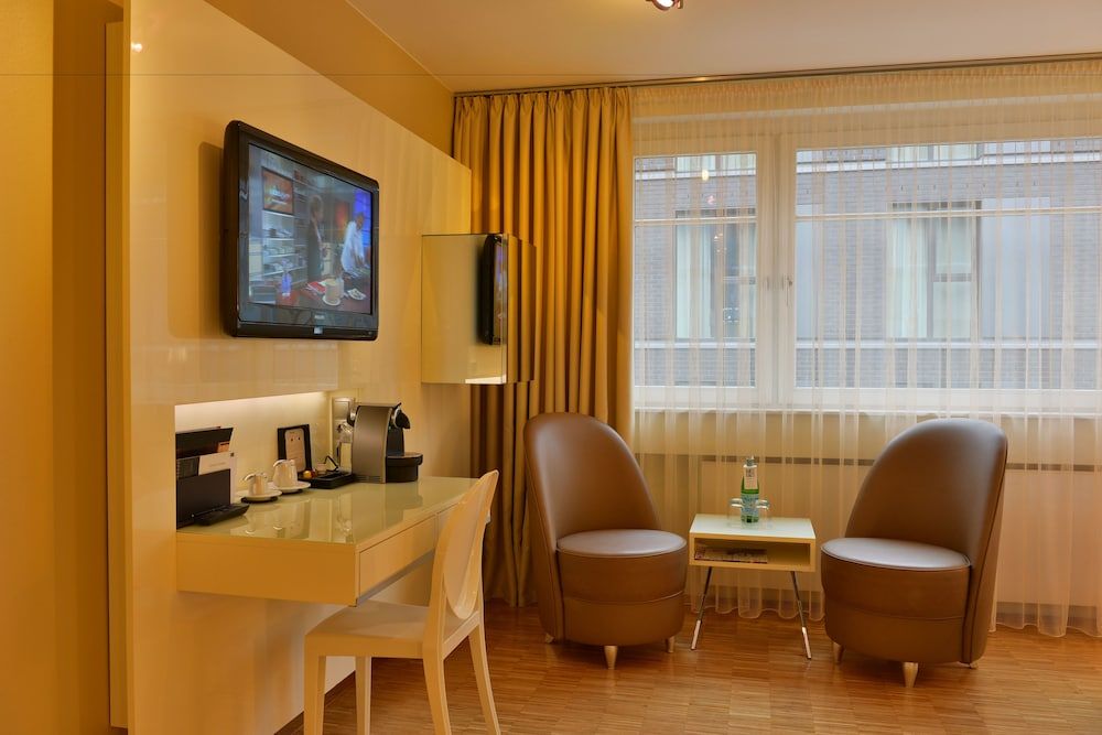 undefined Hotel Santo 10