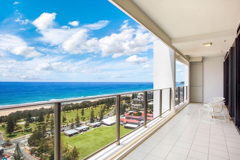Ultra Broadbeach Apartment, 1 Queen Bed, Ocean View 4