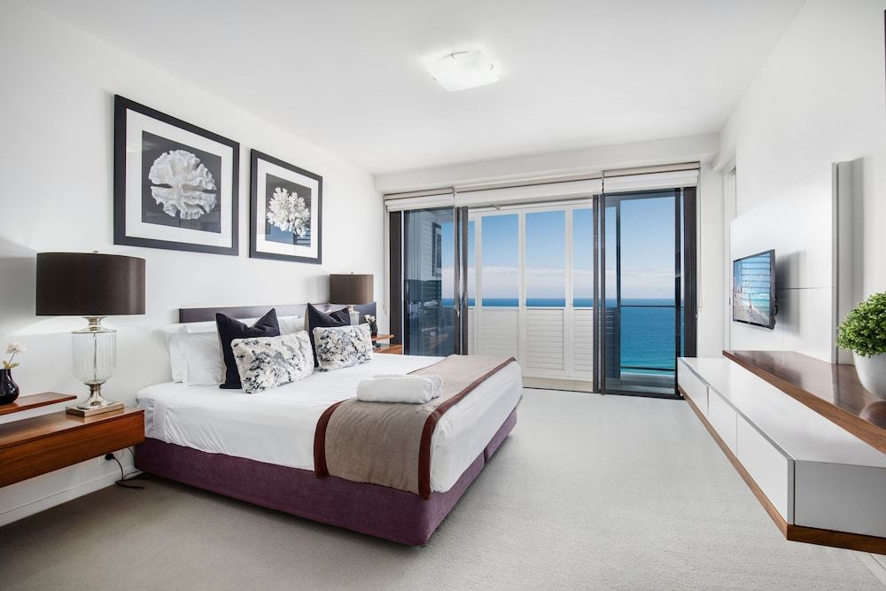 Ultra Broadbeach Apartment, 3 Bedrooms (Skyhome) 4