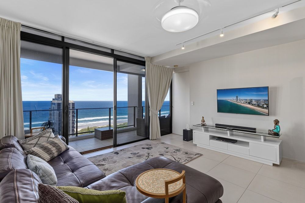 Ultra Broadbeach Apartment, 1 Queen Bed, Ocean View 10