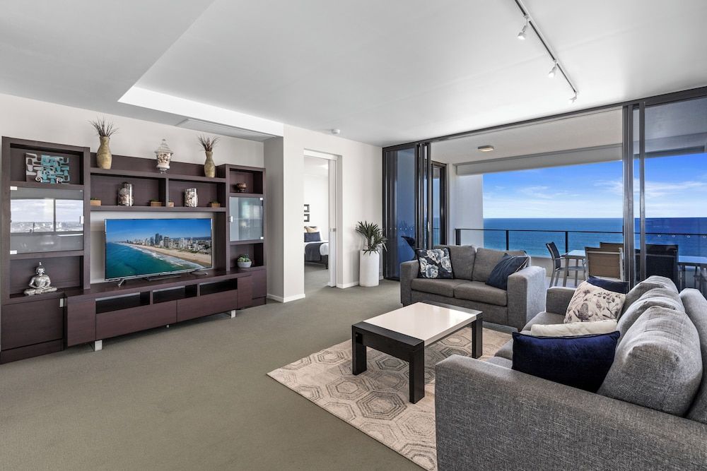 Ultra Broadbeach Apartment, 3 Bedrooms (Skyhome) 9