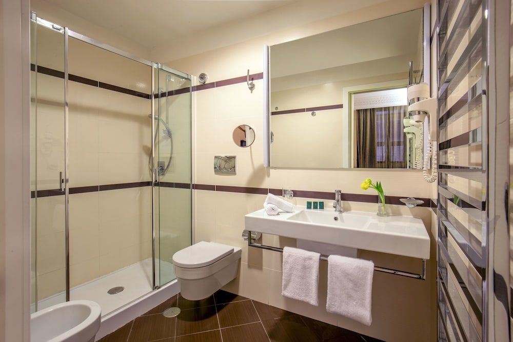 Hotel Sonya Triple Room 5