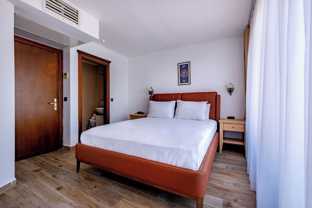 undefined Mangana Konak 4