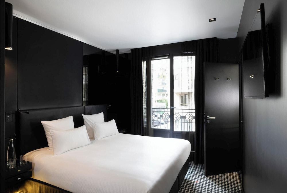 Félicien & SPA Classic Double Room, 1 Double or 2 Twin Beds 9