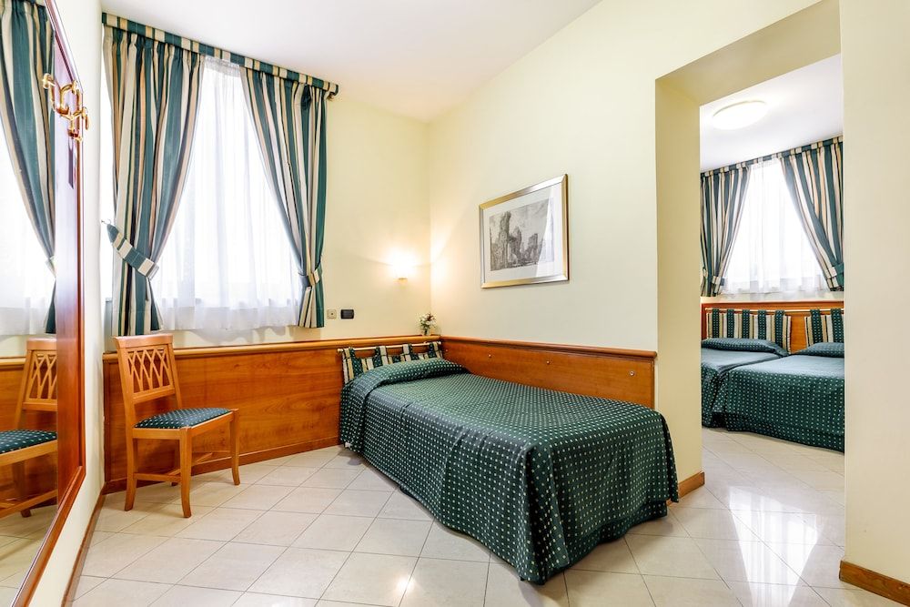 undefined Residenza Paolo VI 6