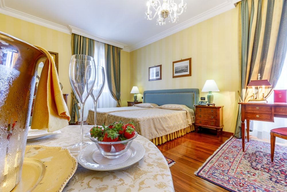 Residenza Paolo VI Junior Suite 2