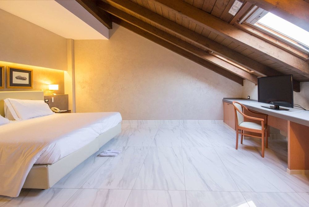 undefined Best Western Hotel Modena District 4