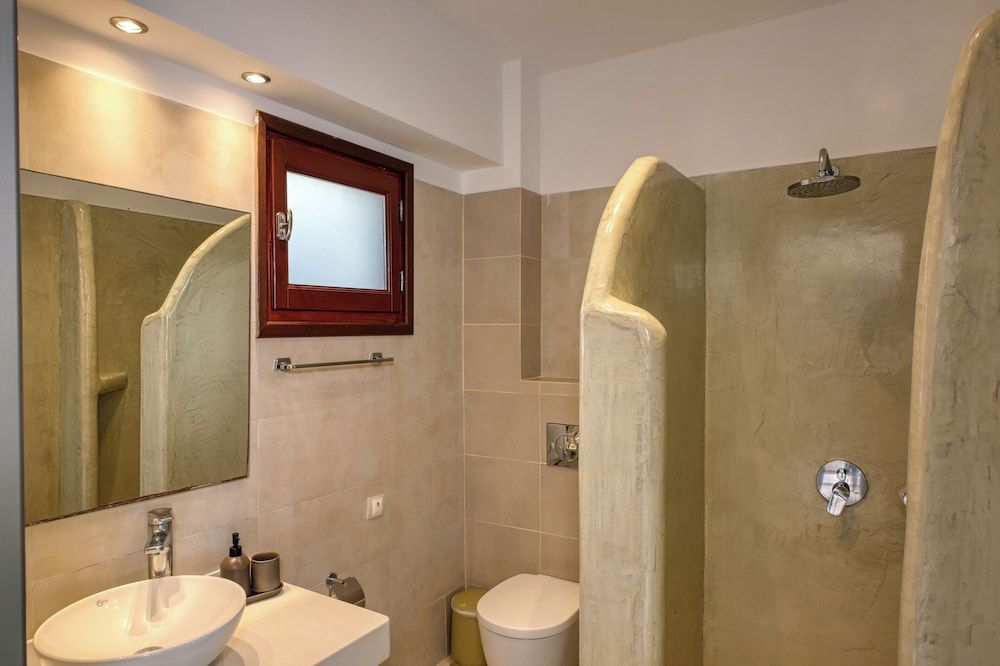 Splendour Hotel and Suites Superior Petite Suite Sea View 4